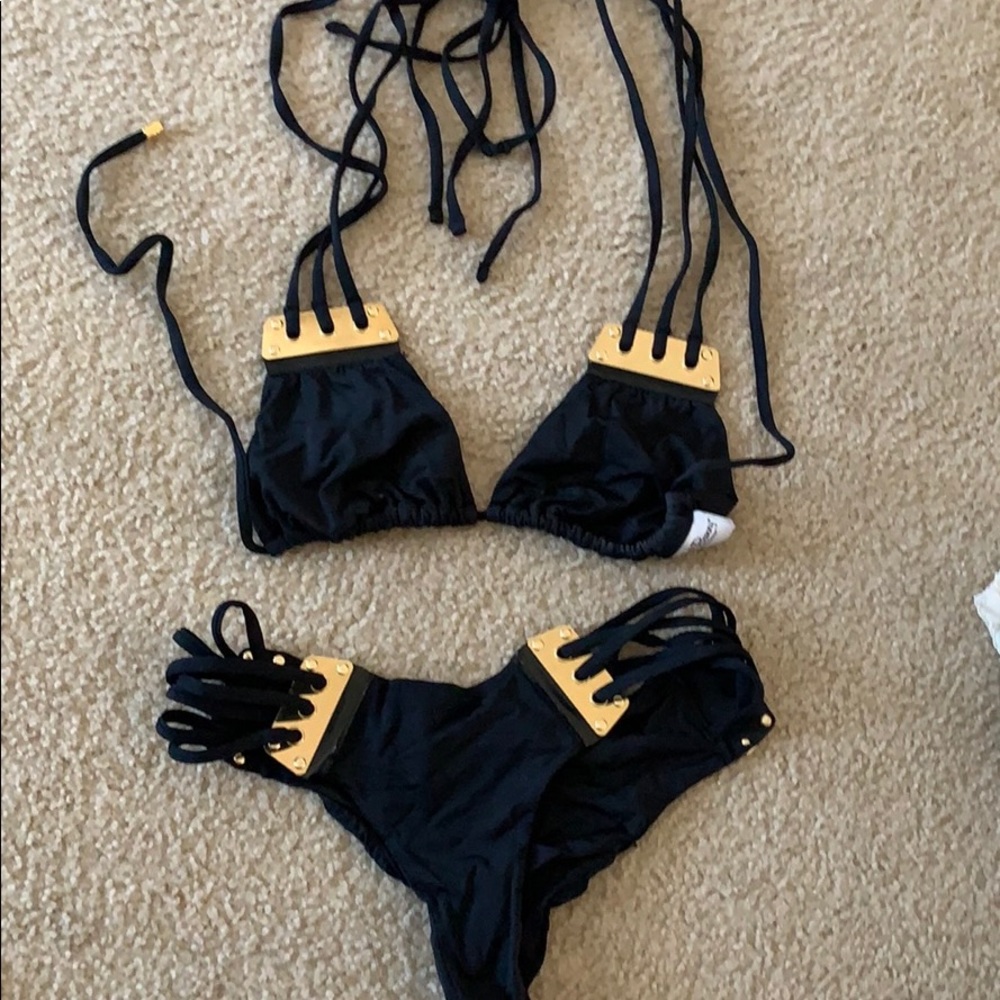 Beach bunny bikini